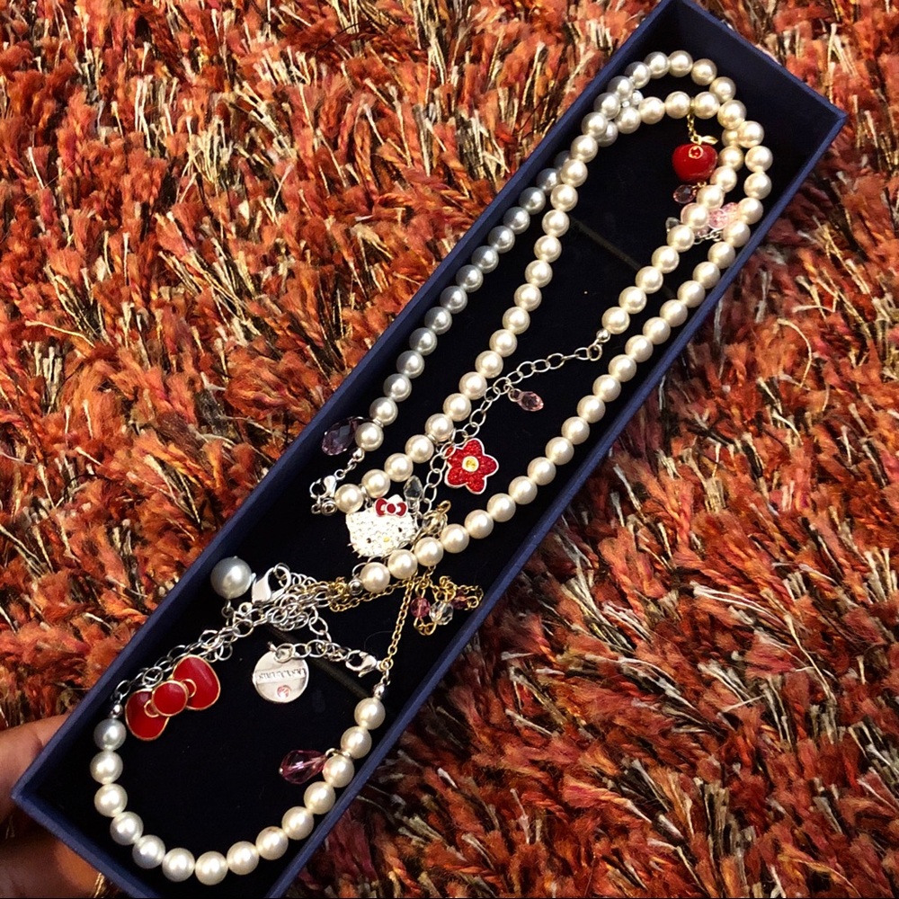 Swarovski Hello Kitty Pearl Long Necklace
